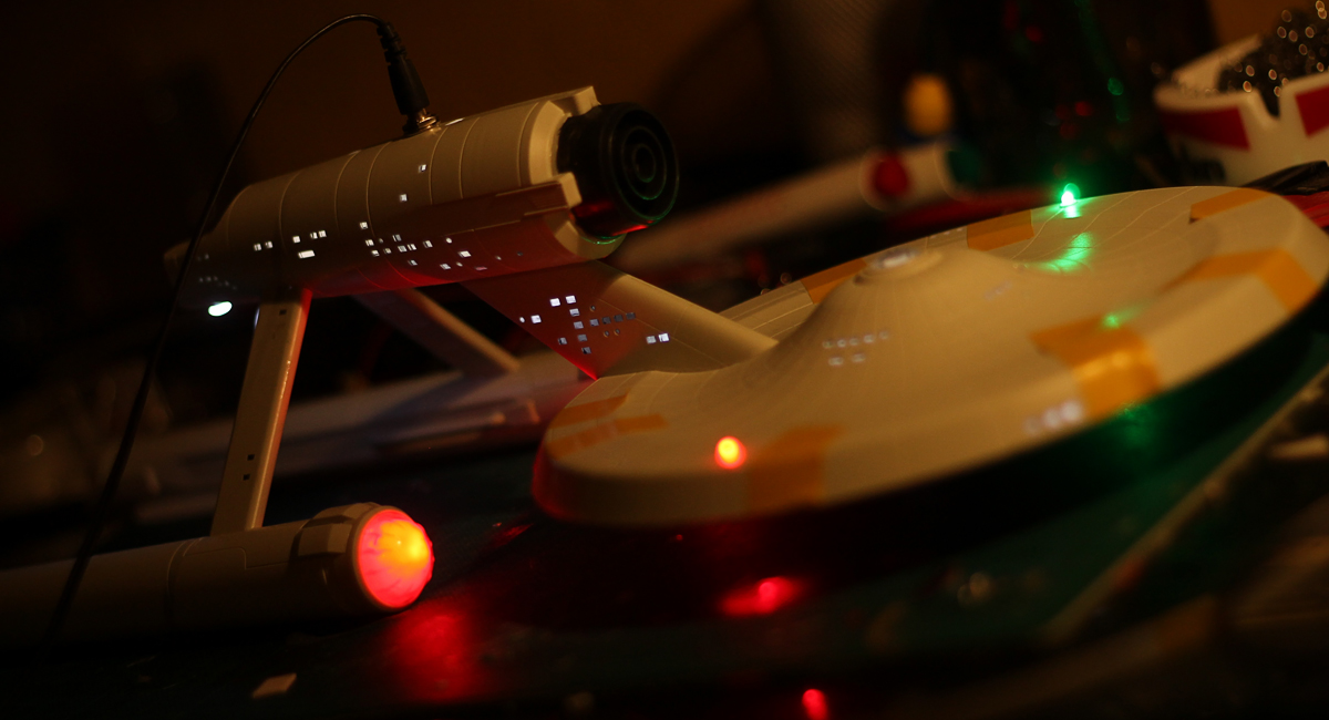 STAR TREK TOS Enterprise kleben